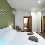 Diaz 67 By 