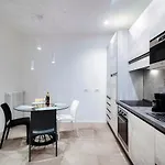 Diaz 67 By 
