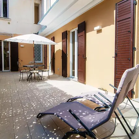 Diaz 67 Life's Loft - The House Of Travelers Apartment
